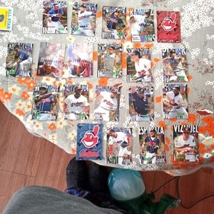Lot of 1995 Cleveland Indians play-off  team players fleer cards.